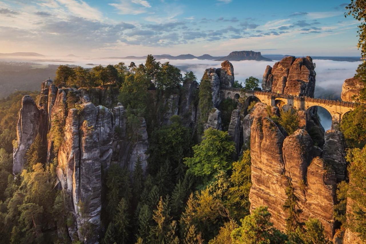 Restaurant Und Pension Zur Puppenstube Штольпен Экстерьер фото